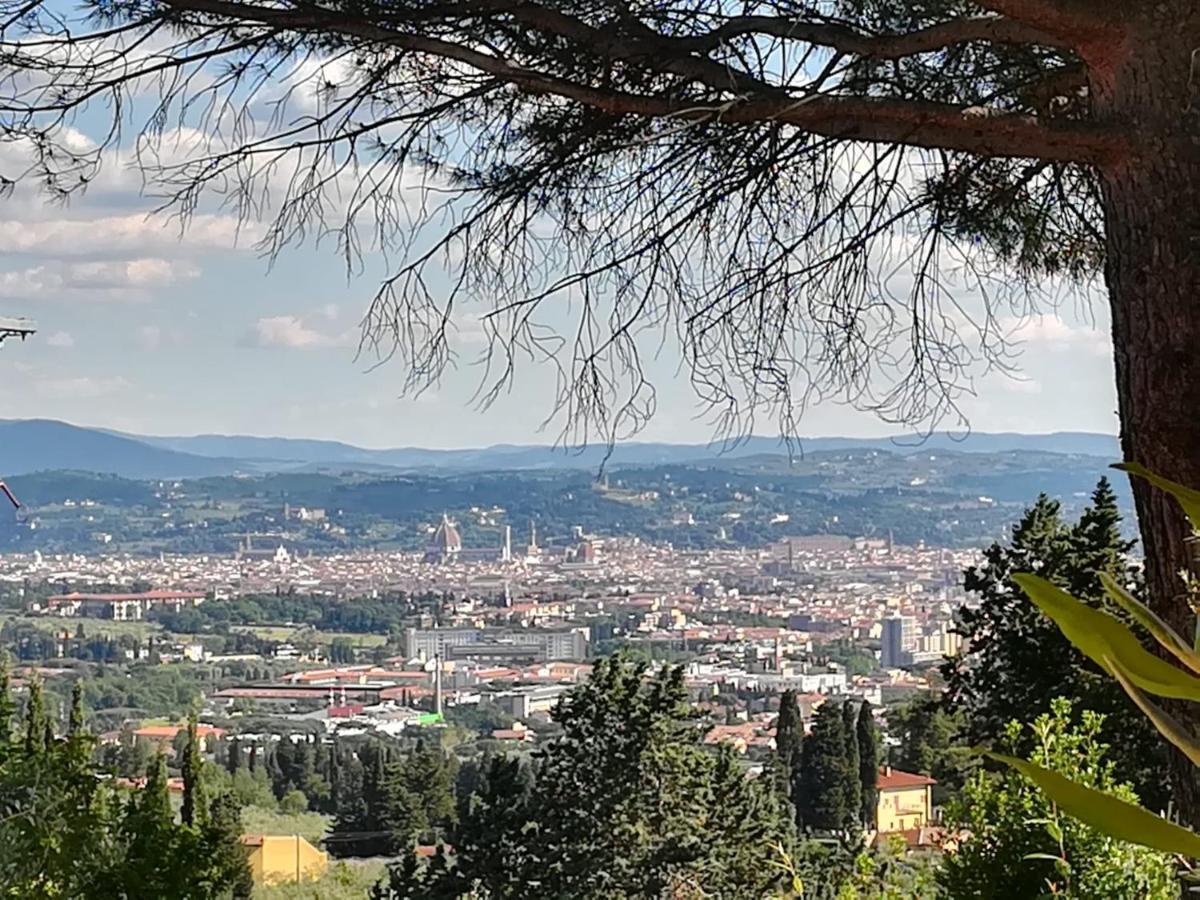 Bed And Berli Panzió Sesto Fiorentino Kültér fotó